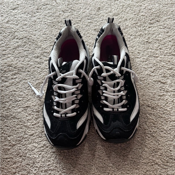 Skechers Sport Women's D'Lites Original Lace-Up Athletic Sneakers Size 8 Leather - Picture 2 of 9